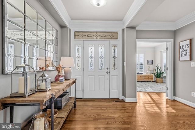 22732 HIGHCREST CIR, Brambleton, VA 20148