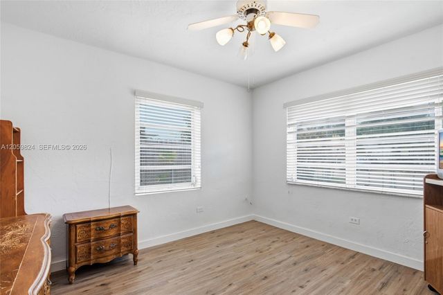 921 E 14 Street, Hialeah, FL 33010