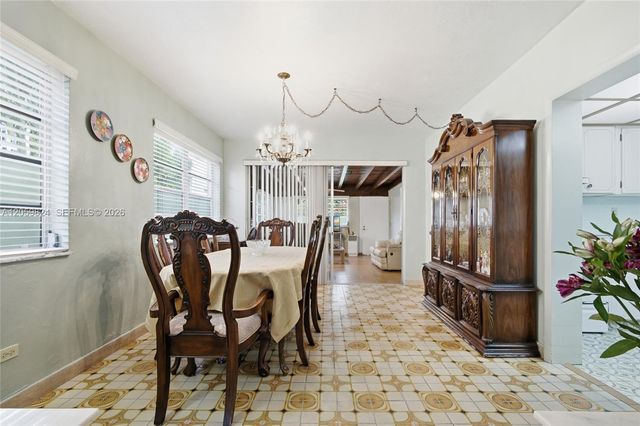 921 E 14 Street, Hialeah, FL 33010
