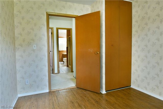 566 Greenleaf Avenue NE, Warren, OH 44484