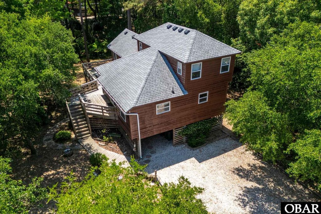 Image 3 of property listing at 241 Wax Myrtle Trail Lot #10, Southern Shores, NC 27949