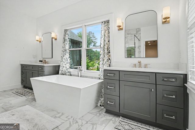 609 Reed Road SE, Smyrna, GA 30082