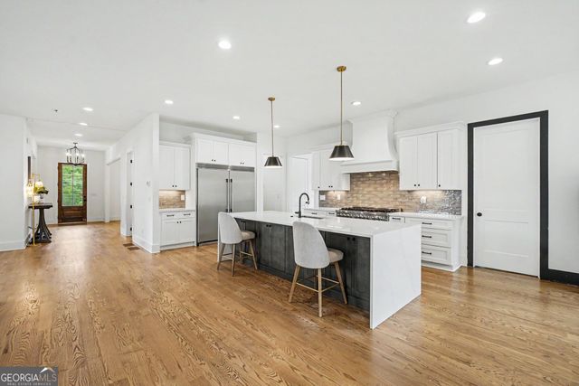 609 Reed Road SE, Smyrna, GA 30082
