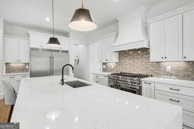 609 Reed Road SE, Smyrna, GA 30082