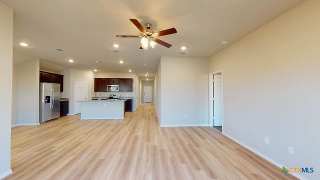 3037 Creekside Hills Boulevard, Copperas Cove, TX 76522