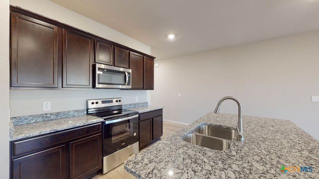 3037 Creekside Hills Boulevard, Copperas Cove, TX 76522