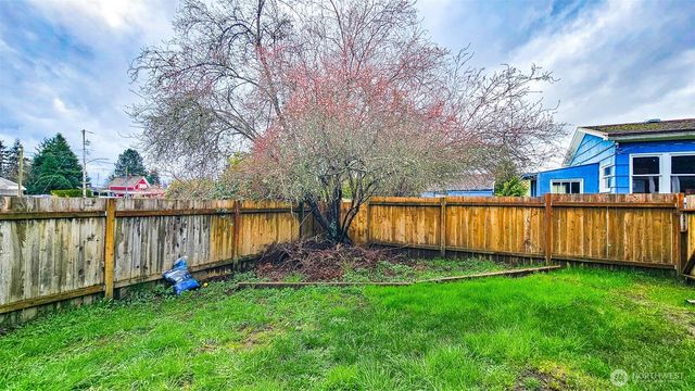 517 W Broadway Avenue, Montesano, WA 98563