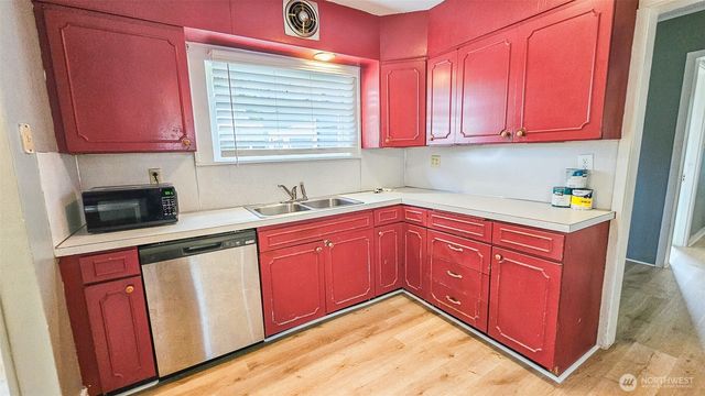 517 W Broadway Avenue, Montesano, WA 98563