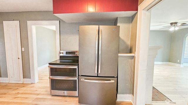 517 W Broadway Avenue, Montesano, WA 98563