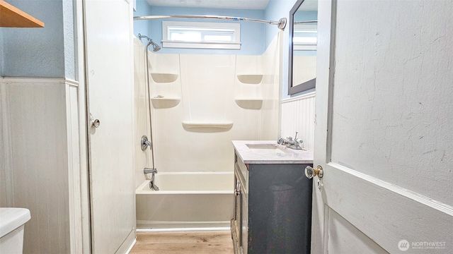 517 W Broadway Avenue, Montesano, WA 98563