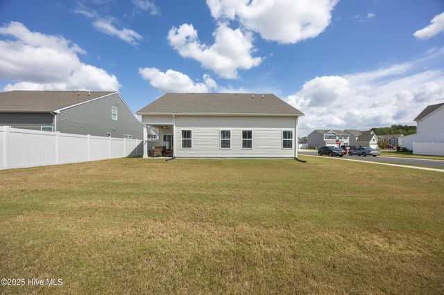 1307 London Street, Elizabeth City, NC 27909