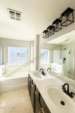 106 E CATCLAW Street, Gilbert, AZ 85296