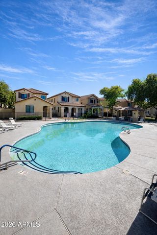 106 E CATCLAW Street, Gilbert, AZ 85296