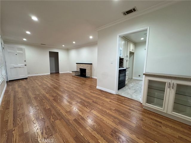 7701 Wilkinson, North Hollywood, CA 91605