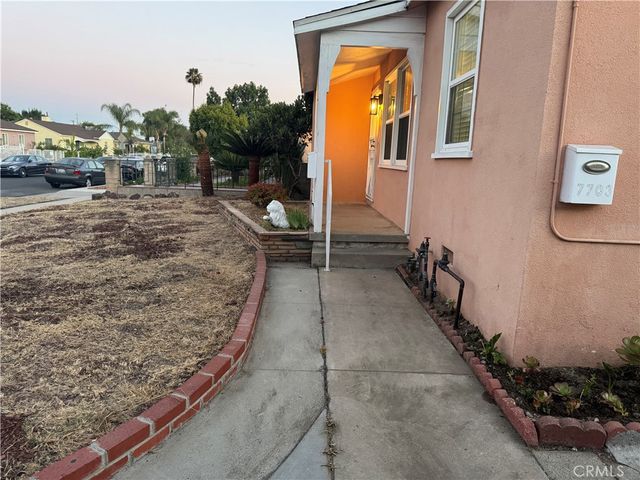 7701 Wilkinson, North Hollywood, CA 91605