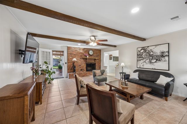 2104 Westlake Drive, Plano, TX 75075