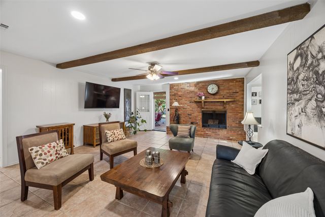 2104 Westlake Drive, Plano, TX 75075
