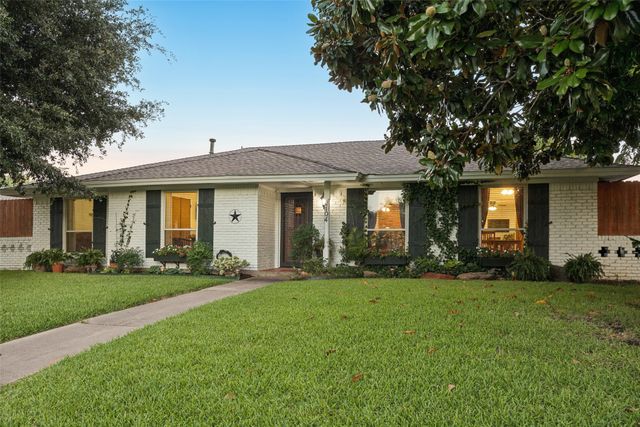 2104 Westlake Drive, Plano, TX 75075