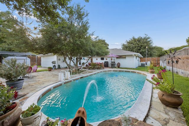 2104 Westlake Drive, Plano, TX 75075