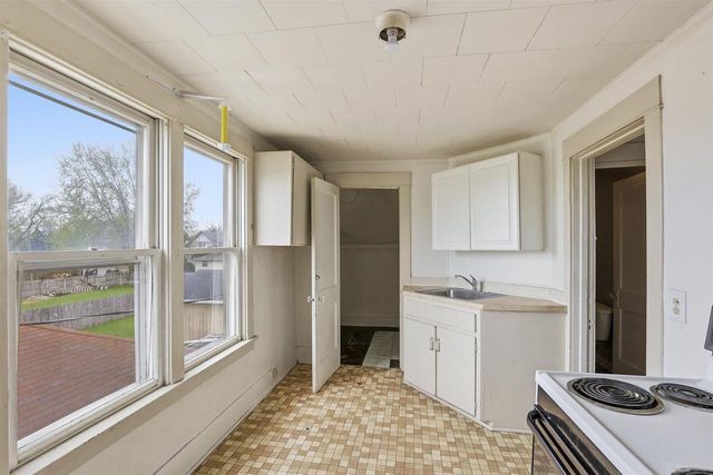 502 ADAMS STREET, Neenah, WI 54956