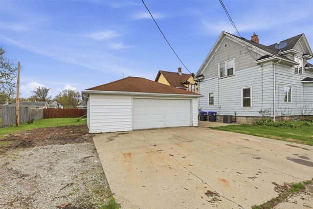 502 ADAMS STREET, Neenah, WI 54956