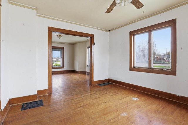 502 ADAMS STREET, Neenah, WI 54956