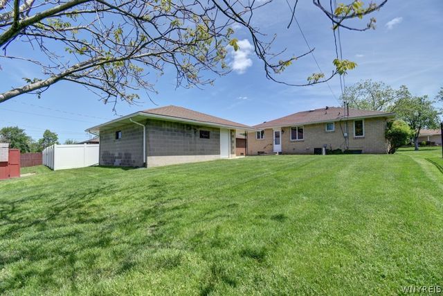 67 Greenhill Terrace, West Seneca, NY 14224