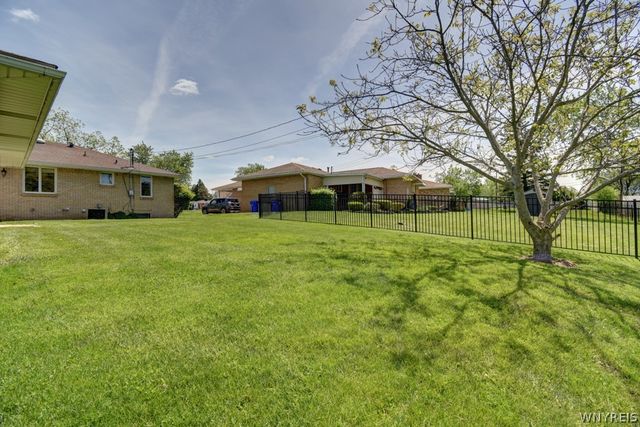 67 Greenhill Terrace, West Seneca, NY 14224
