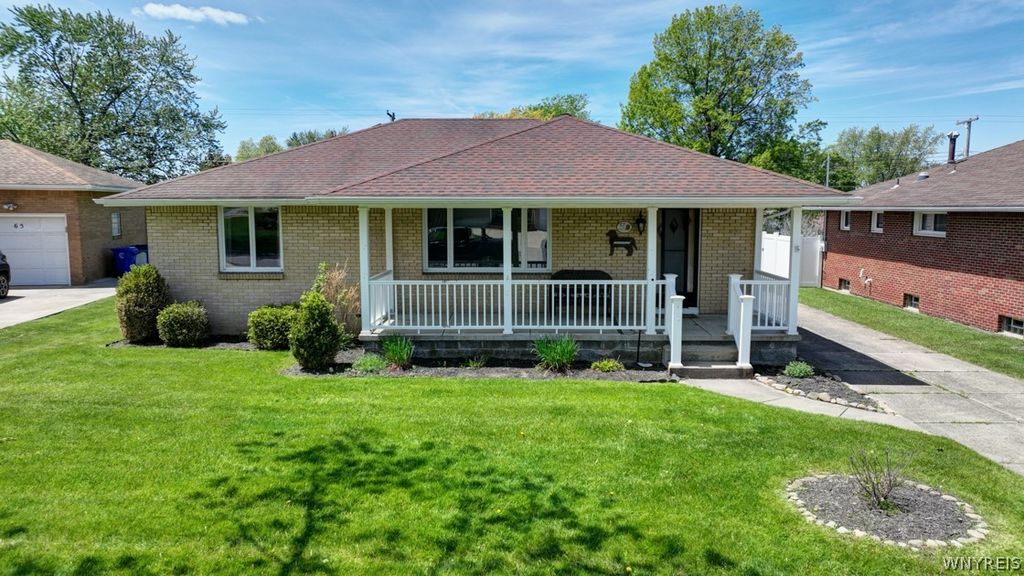 67 Greenhill Terrace, West Seneca, NY 14224