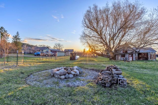 12977 Cottonwood Road, Bozeman, MT 59718