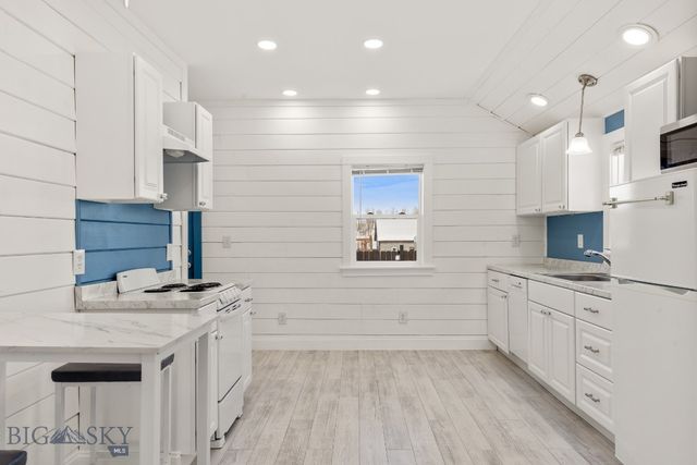 12977 Cottonwood Road, Bozeman, MT 59718