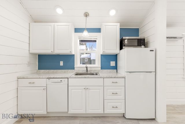 12977 Cottonwood Road, Bozeman, MT 59718