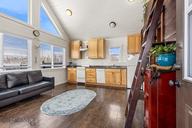 12977 Cottonwood Road, Bozeman, MT 59718