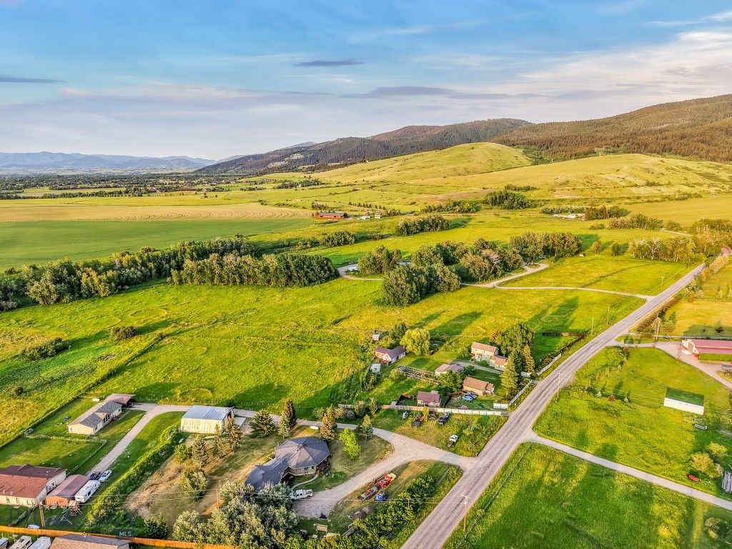 12977 Cottonwood Road, Bozeman, MT 59718 photo 92