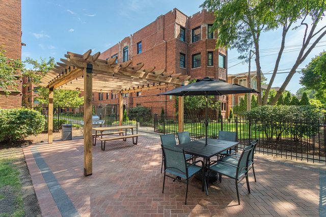 1554 W Juneway Terrace 2R, Chicago, IL 60626