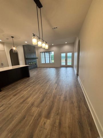 740 Grand Valley Loop, Austin, AR 72007