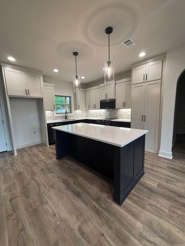 740 Grand Valley Loop, Austin, AR 72007