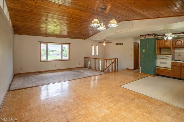 3535 17th Street SW, Massillon, OH 44647