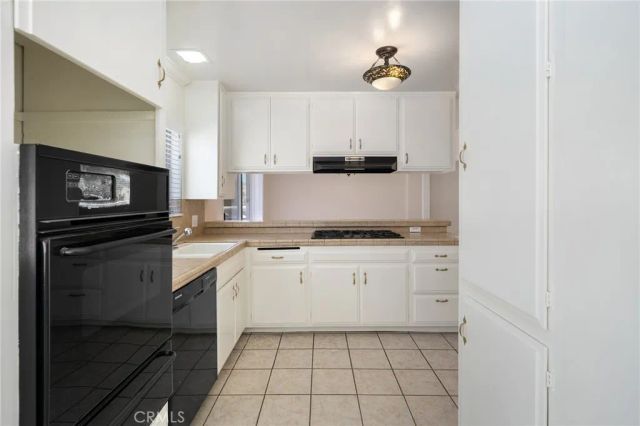 21816 Providencia Street, Woodland Hills, CA 91364