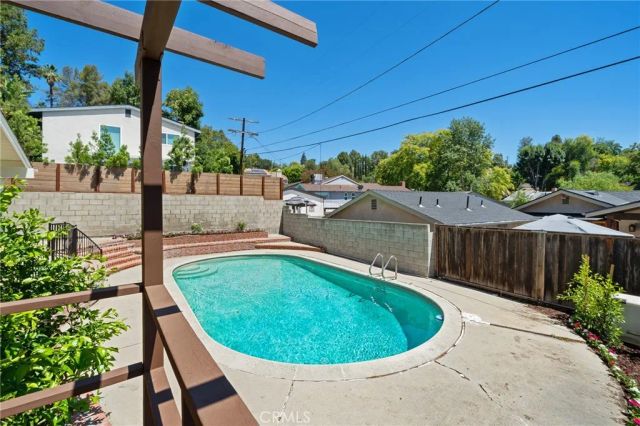 21816 Providencia Street, Woodland Hills, CA 91364