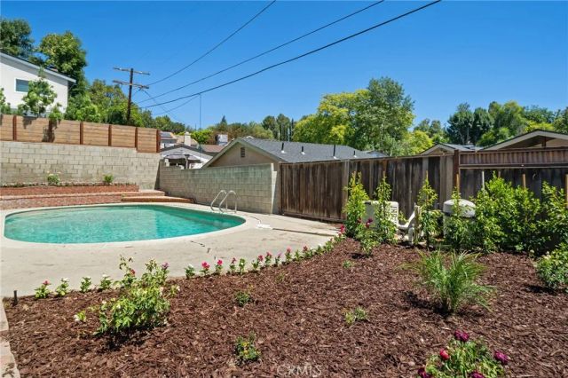 21816 Providencia Street, Woodland Hills, CA 91364
