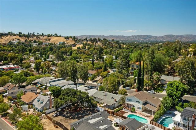 21816 Providencia Street, Woodland Hills, CA 91364