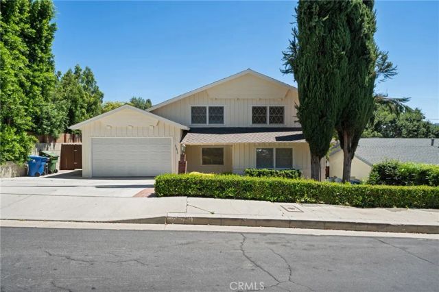 21816 Providencia Street, Woodland Hills, CA 91364