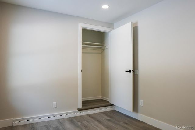 2172 Ostrum Drive, Waterford Charter Township, MI 48328