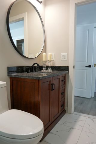 2172 Ostrum Drive, Waterford Charter Township, MI 48328