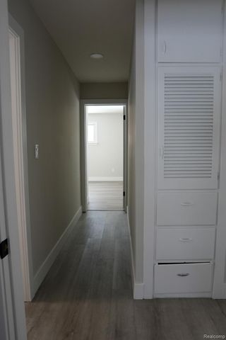 2172 Ostrum Drive, Waterford Charter Township, MI 48328