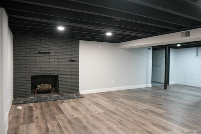 2172 Ostrum Drive, Waterford Charter Township, MI 48328