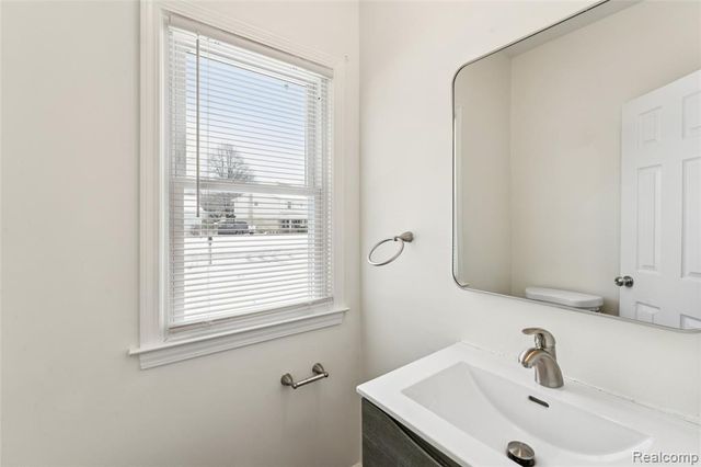 39735 Bonnie Court, Clinton Township, MI 48038