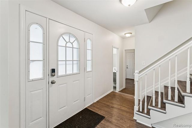 39735 Bonnie Court, Clinton Township, MI 48038