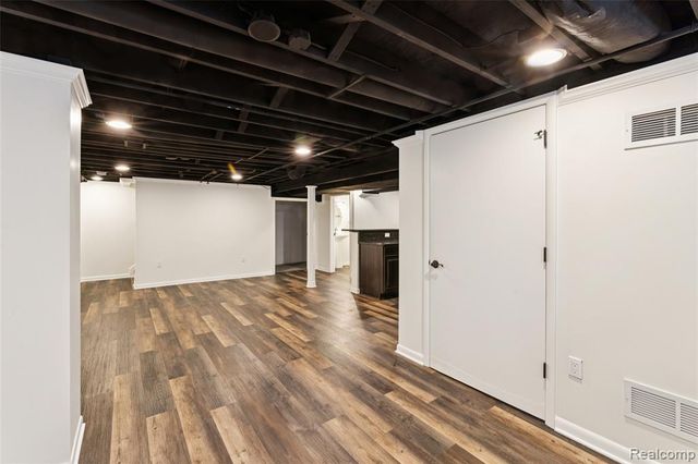 39735 Bonnie Court, Clinton Township, MI 48038